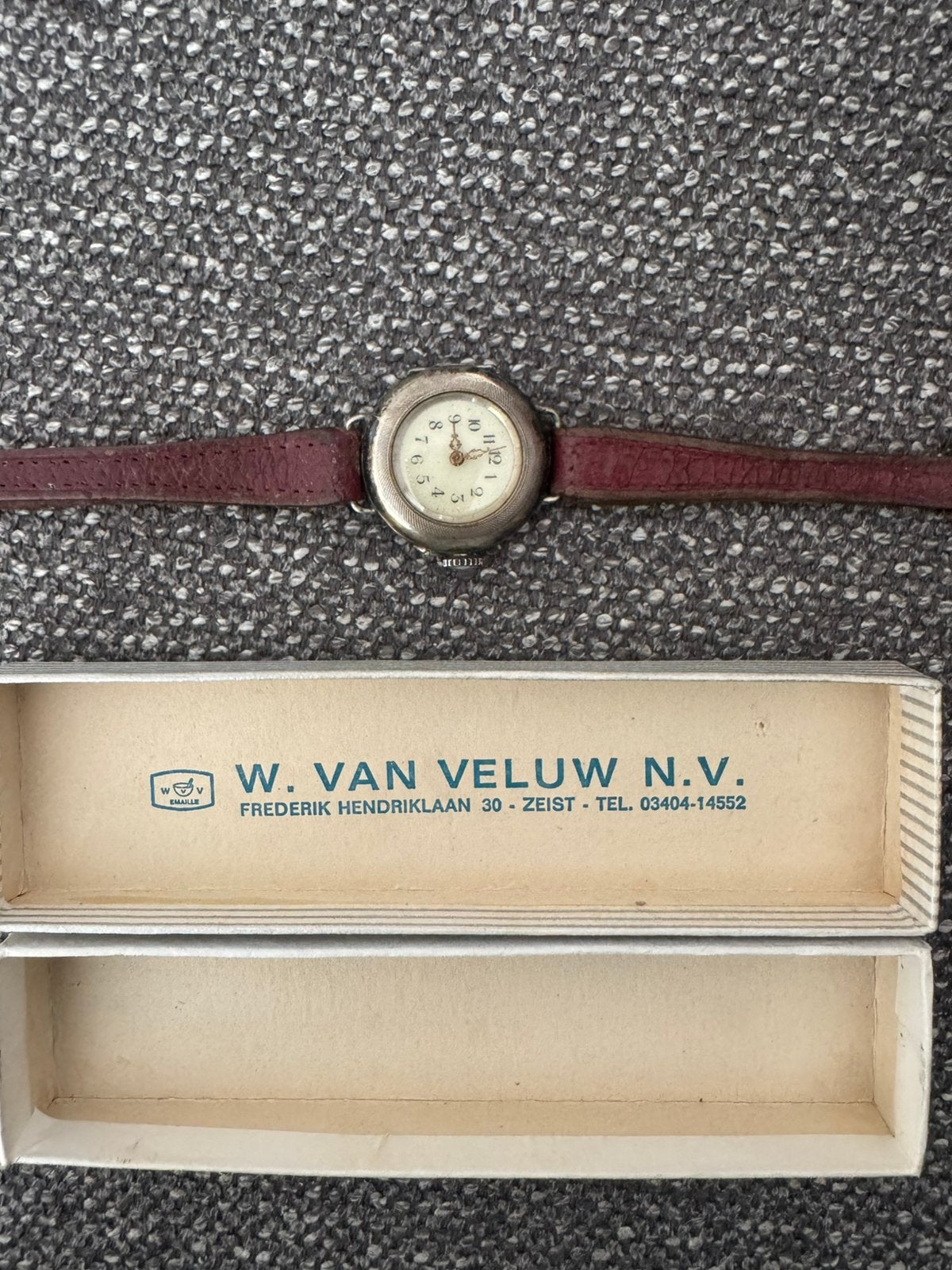 Antiek Polshorloge W. van Veluw N.V. Delft, Overige merken, Met bandje, 1900 tot 1930, Polshorloge