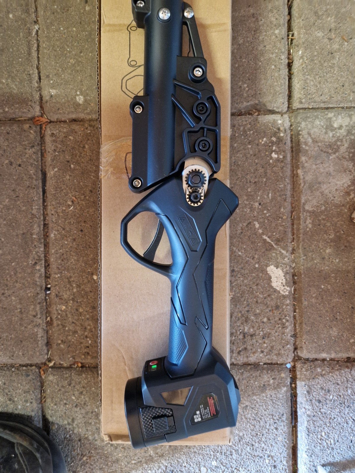 Talen Tools Elektrische Snoeischaar 160cm - Nieuw in doos, Ophalen, Nieuw, 30 t/m 39 mm, Talen Tools