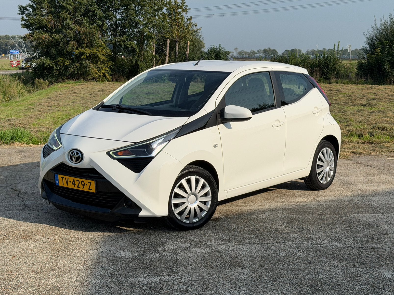 Toyota Aygo 1.0 Vvt-i X-Play 5D 2018 Wit camera