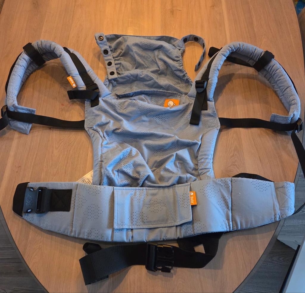 Tula draagzak.  Weinig gebruikt. Ziet er nog nieuw uit, Kinderen en Baby's, Babydragers en Draagdoeken, Ophalen, Buik of Rug, Draagzak