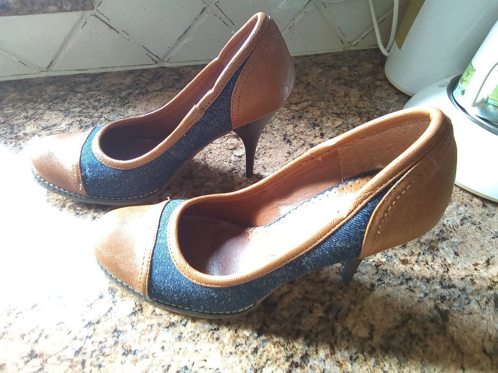 Pumps maat 38, Ophalen, Zo goed als nieuw