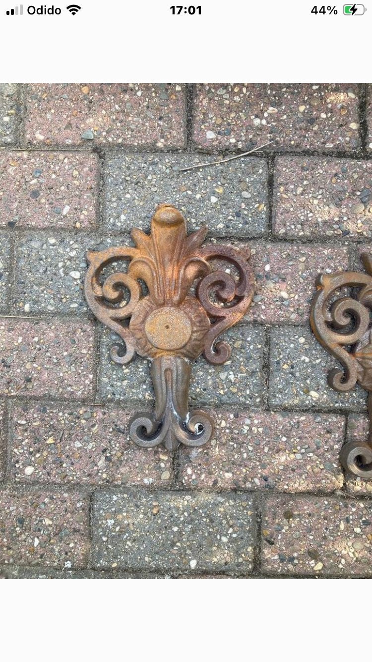 Decoratieve gietijzeren ornamenten (2 stuks), Tuin en Terras, Tuinwanddecoratie, Ophalen of Verzenden
