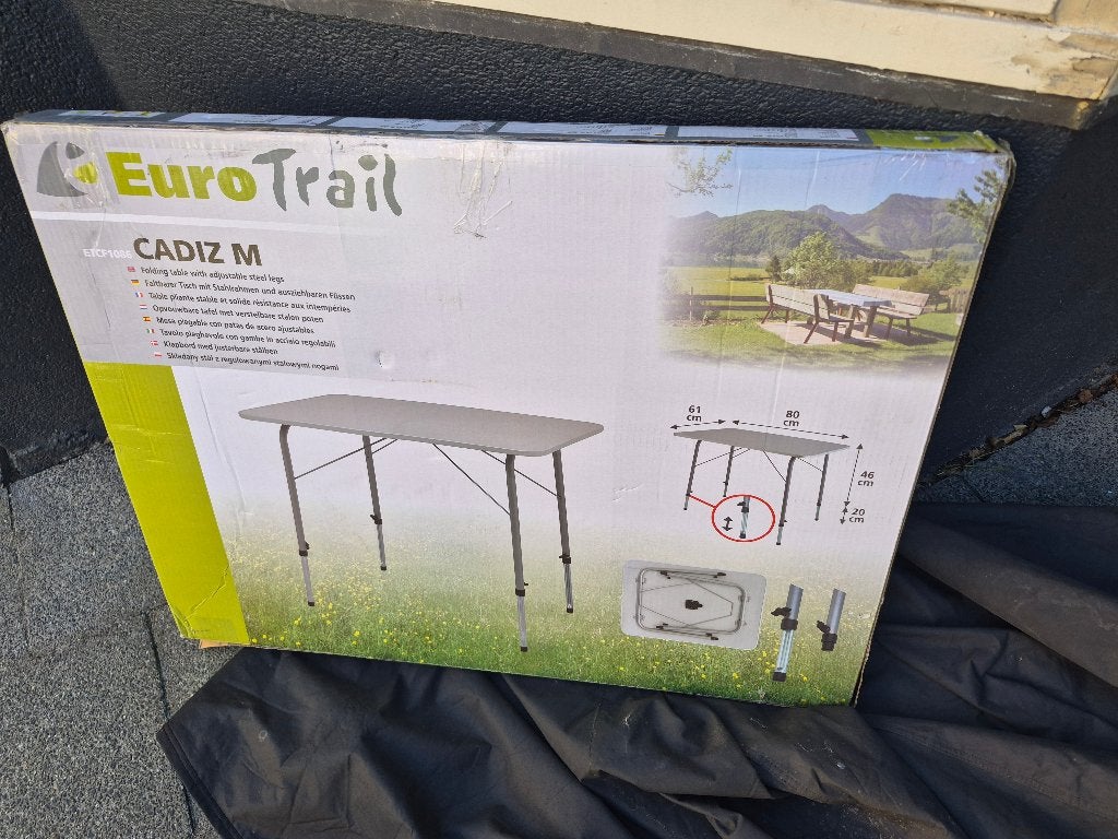 Eurotrail Cadiz M, een opvouwbare kampeertafel met een grijs, Ophalen, Zo goed als nieuw, Campingtafel