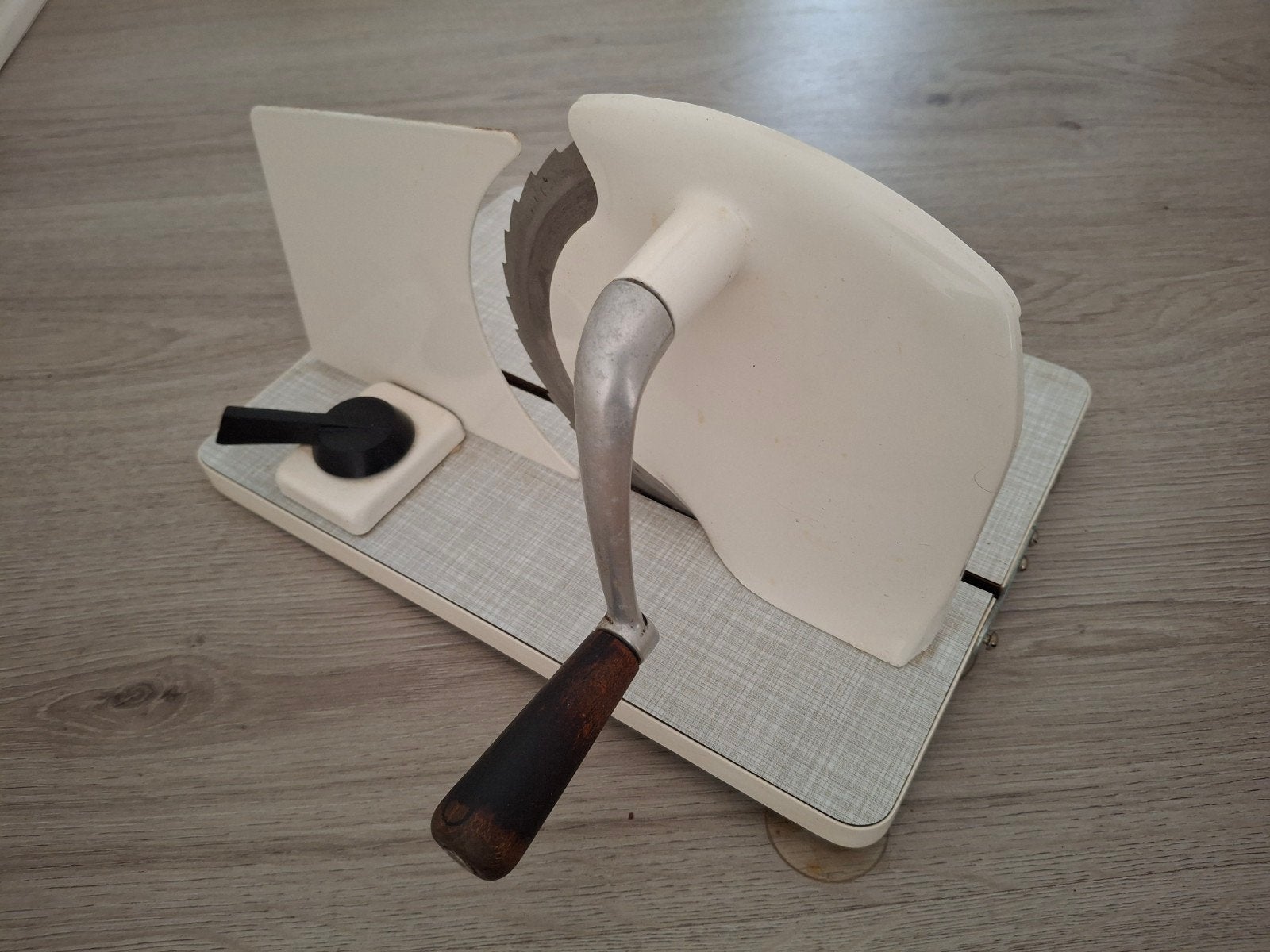 Oudewetse hand brood snijmachine., Ophalen of Verzenden