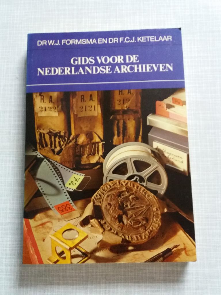 Gids voor de Nederlandse Archieven, Ophalen of Verzenden, Alpha, Gelezen, WO