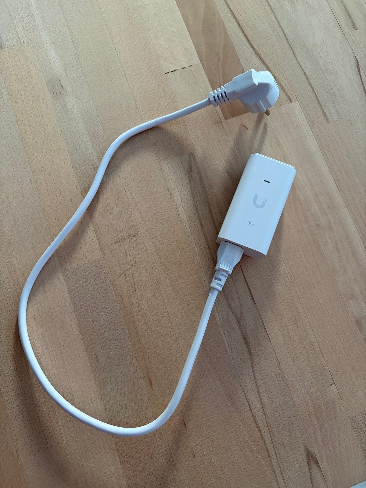 Ubiquiti PoE Injector - Nieuwstaat, Computers en Software, Ophalen of Verzenden, Zo goed als nieuw