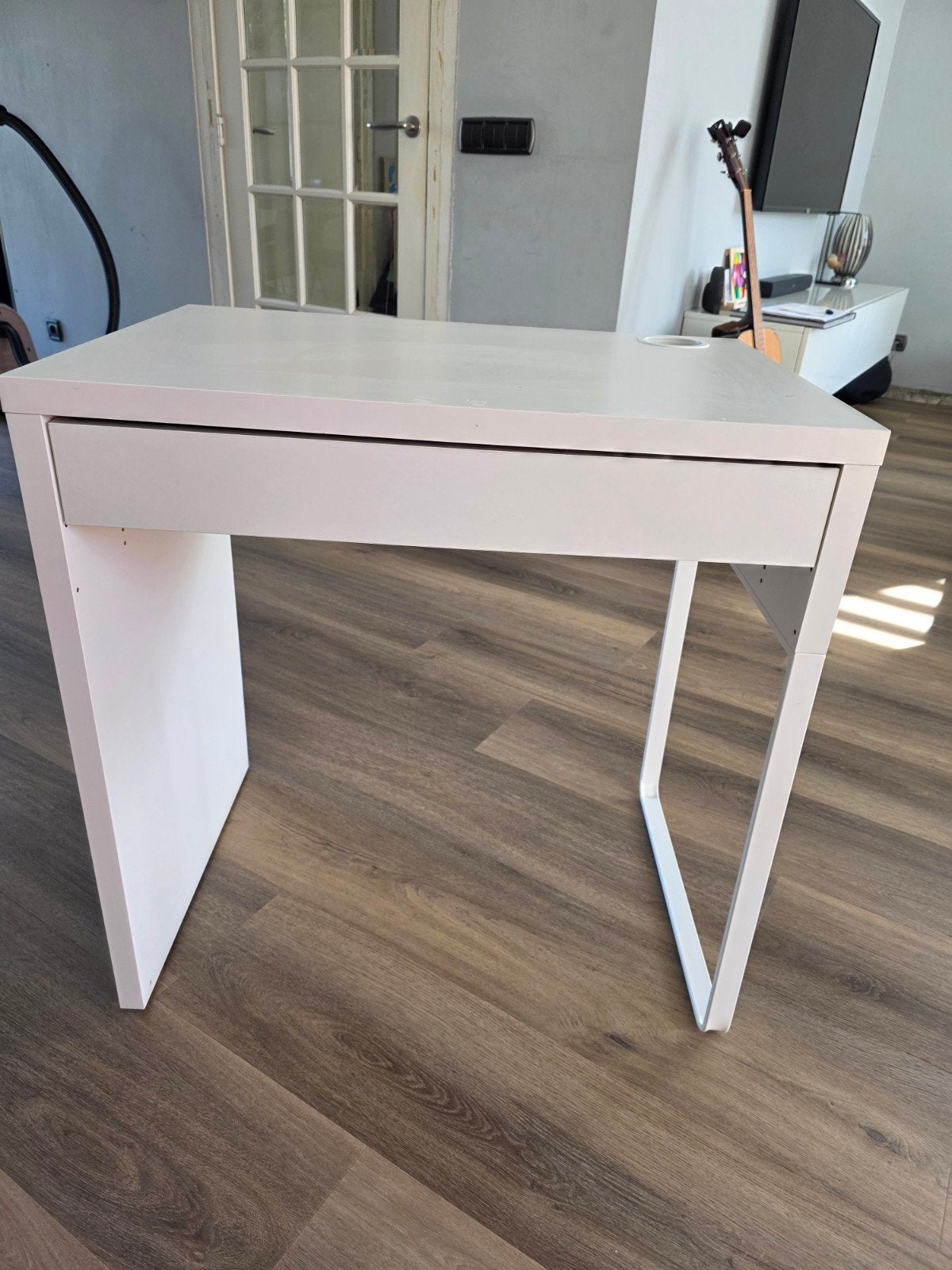 Ikea bureau wit, Ophalen, Gebruikt, Kabelgoot, 50 cm