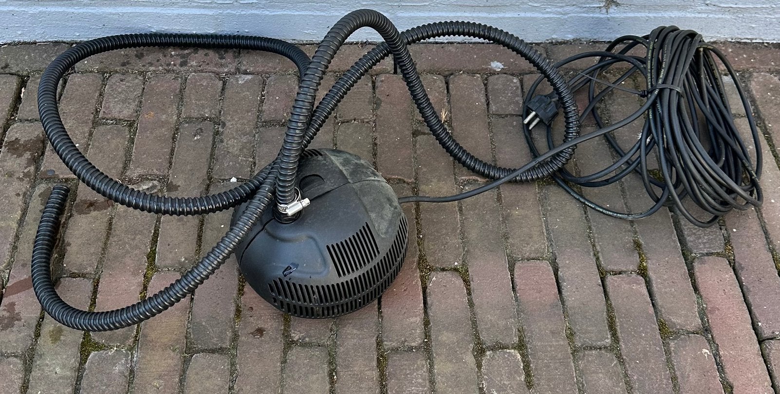 Fonteinpomp max. 1500 l/u, Ophalen of Verzenden, Gebruikt