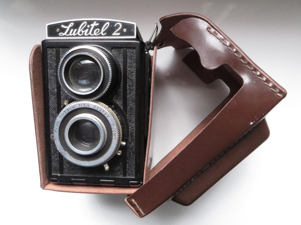 Jubitel 2 /  6x6 Camera. (0)-(00), Audio, Tv en Foto, Fotocamera's Analoog, Ophalen of Verzenden, Zo goed als nieuw, Spiegelreflex