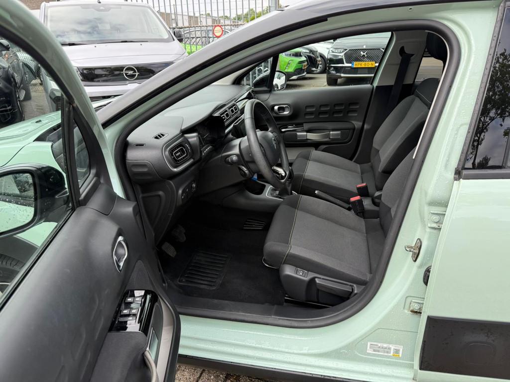 Citroen C3 1.2 PureTech S&S Feel Panodak, Navi Dealer auto, Voorwielaandrijving, 83 pk, Gebruikt, 1199 cc