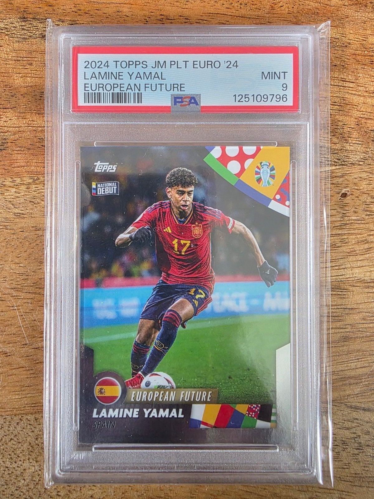 Lamine Yamal Topps EURO 2024 European Future PSA 9, Ophalen of Verzenden, Zo goed als nieuw, Buitenlandse clubs, Spelerskaart