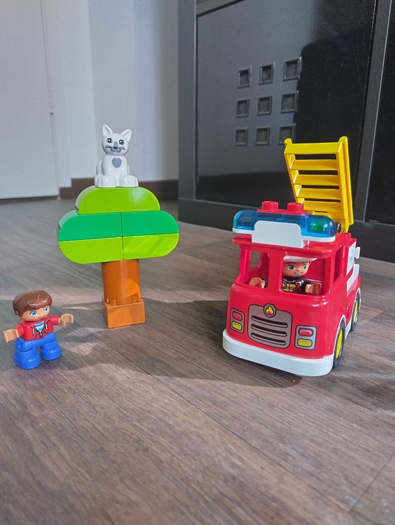 Duplo brandweerauto, Overige thema's, Ophalen of Verzenden, Zo goed als nieuw, Duplo