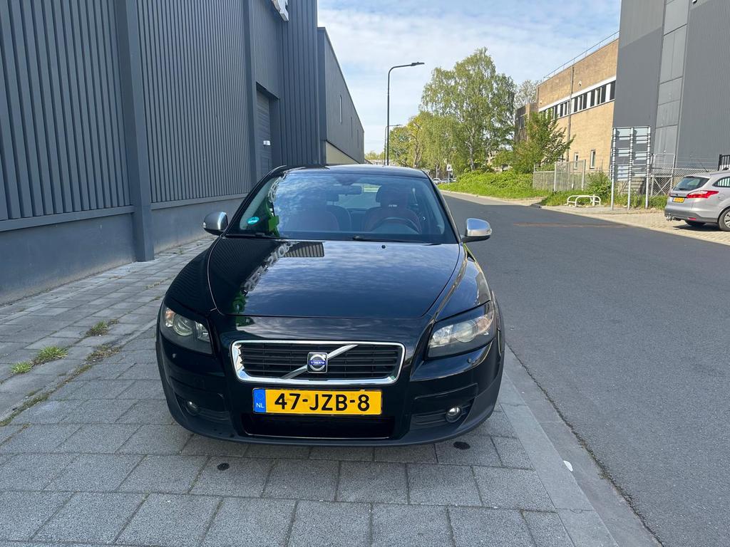 Volvo C30 1.8 2009 Zwart, Auto's, 125 pk, 4 cilinders, 4 stoelen, Zwart