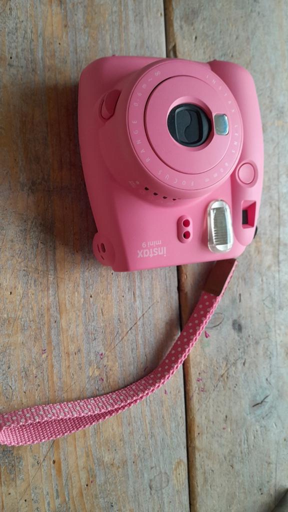 Instax mini 9 instant polaroid camera roze, Ophalen of Verzenden, Nieuw, Polaroid, Fuji
