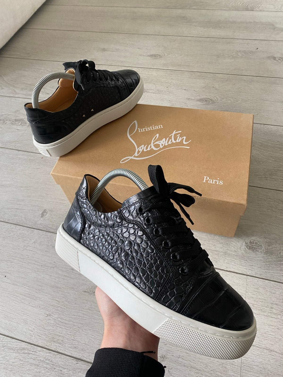 Christian Louboutin Vieirissima Flat Sneakers Zwart Maat 36, Zwart, Ophalen of Verzenden, Sneakers of Gympen, Zo goed als nieuw