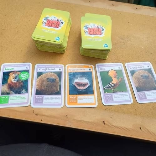 236 super dieren kaartjes Albert Heijn. Plus 4 insecten, Verzamelen, Supermarktacties, Albert Heijn, Ophalen of Verzenden