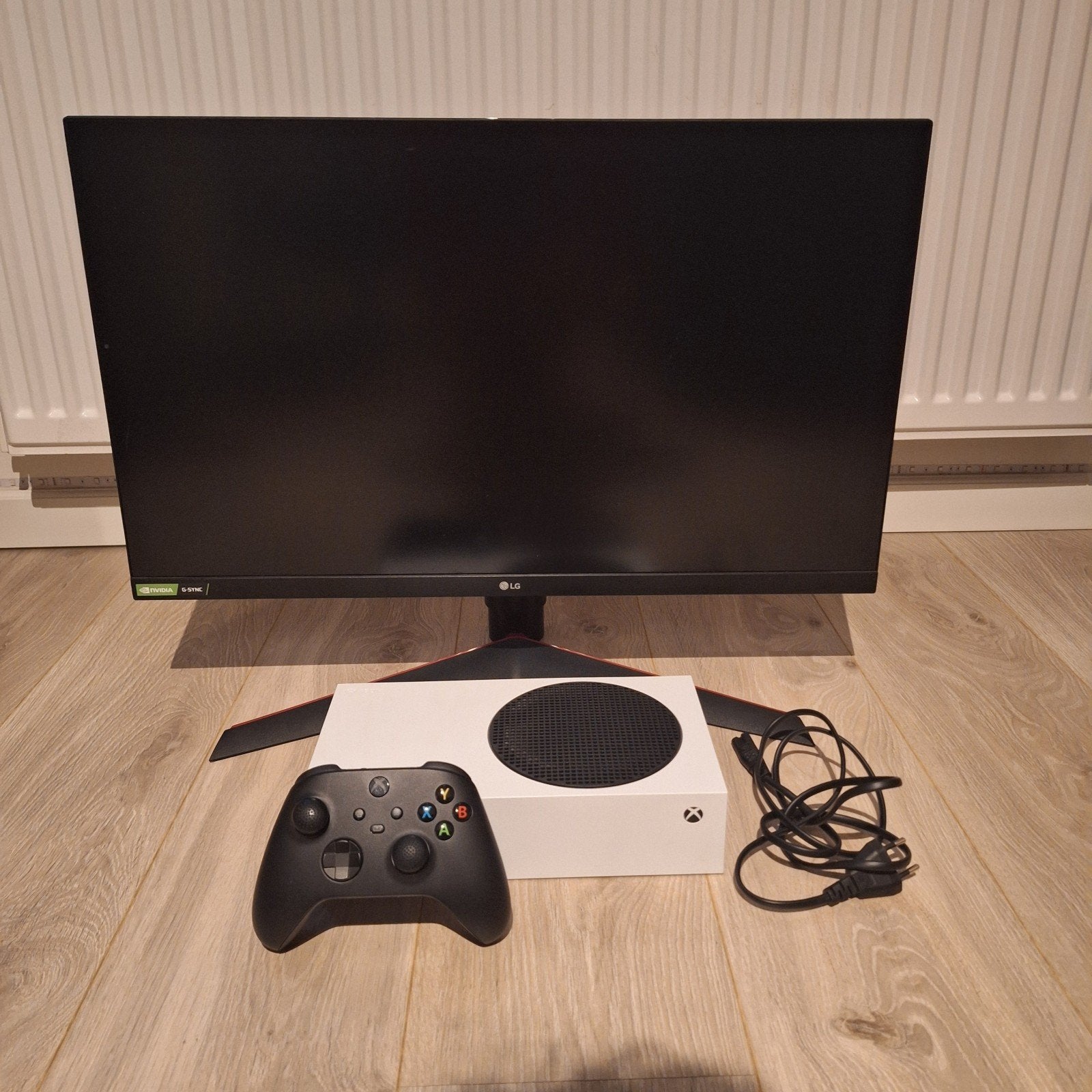 Xbox Series S + controller, los of met LG gaming monitor!, Ophalen of Verzenden, Zo goed als nieuw, Xbox Series S