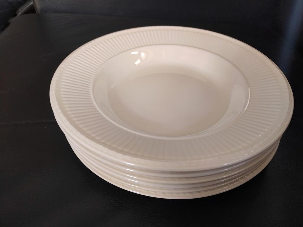 7 diepe borden Wedgwood Edme, Antiek en Kunst, Ophalen of Verzenden