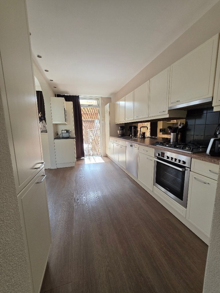 Nette keuken met Bosch inbouw aparatuur 4.20/1.95m, Huis en Inrichting, Keuken | Complete keukens, Ophalen, Gebruikt, Overige typen