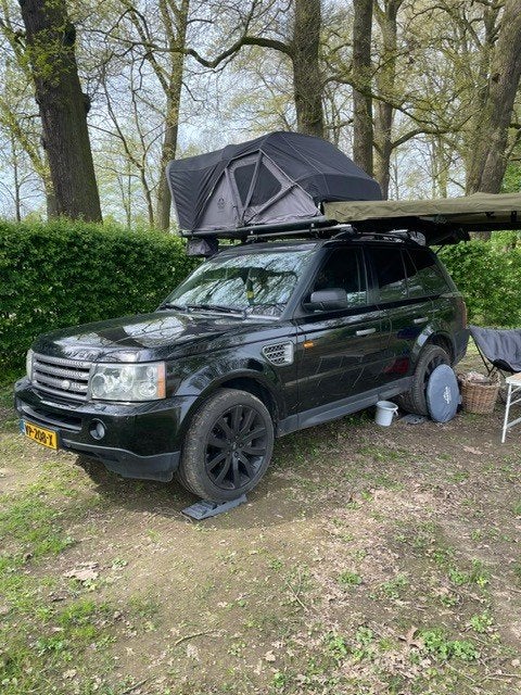 Kampeerauto: Range Rover met daktent, Caravans en Kamperen, Campers, Koelkast, Tot en met 2, Bedrijf, Diesel