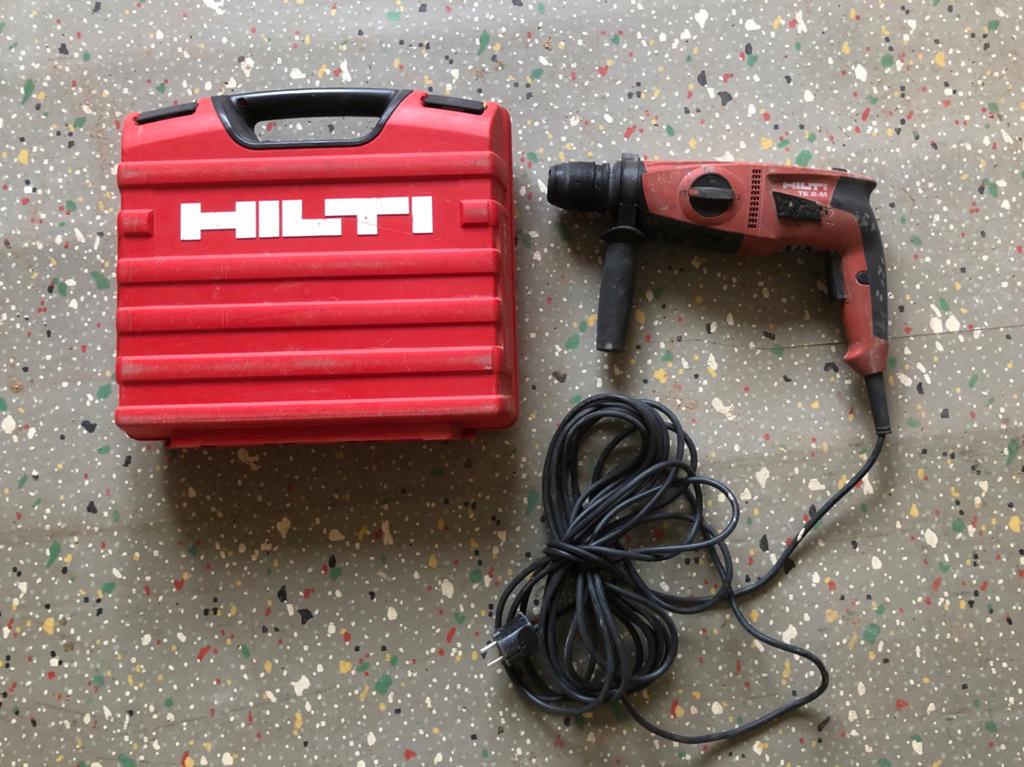 Hilti TE 2-M Boorhamer met koffer en boorkop, Doe-het-zelf en Verbouw, Gereedschap | Boormachines, Ophalen, Boor- en/of Breekhamer