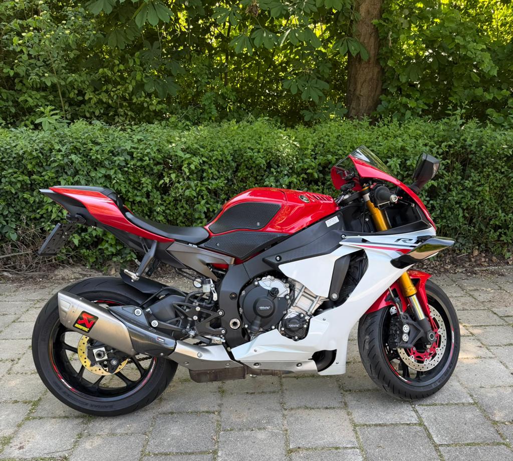 YAMAHA YZF-R1, Motoren, Motoren | Yamaha, Particulier, Super Sport, meer dan 35 kW, 4 cilinders, Motorrijbewijs A, ABS, LED Verlichting