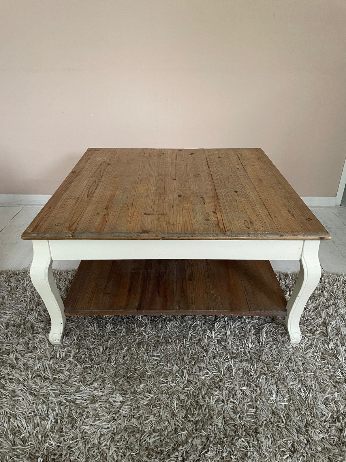 Rustieke salontafel met wit onderstel en houten blad, Gebruikt, 50 tot 100 cm, Vierkant, 5 – 50