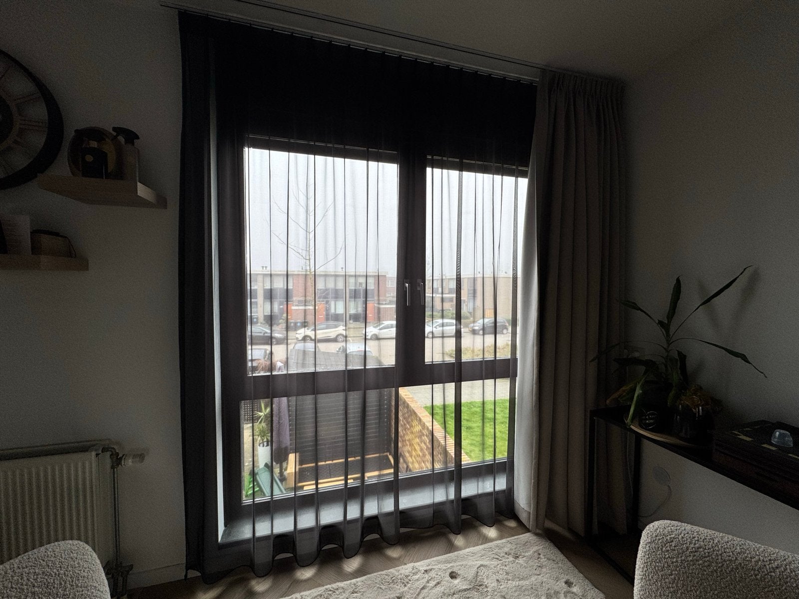 Beige verduisterende gordijnen en zwarte vitrages, Ophalen, Gebruikt, Verduisterend, Beige