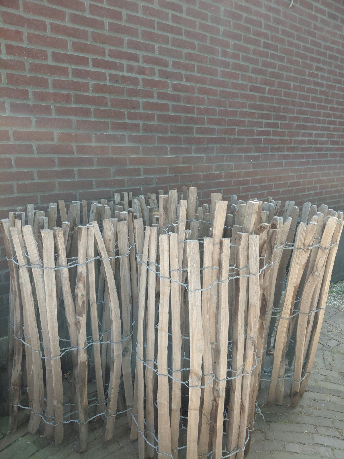 4 rollen schapenhek, voor een leuk bod is het voor jou, Ophalen, Hout, Tuinhek