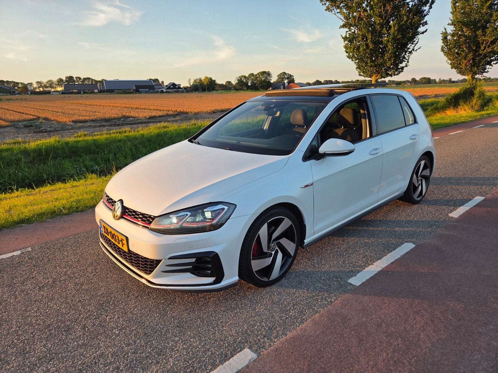 Volkswagen Golf 7.5 2.0 GTI Performance 245PK AUT PANO BLIND, Auto's, Stof, 4 cilinders, 1984 cc, 245 pk