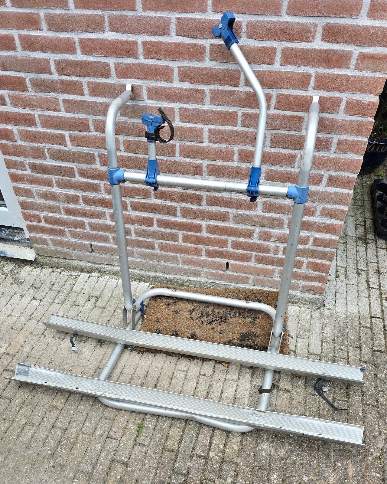 Fietsendrager omni 50 kg draagvermogen, Gebruikt, 2 fietsen, Elektrische fiets, Achterklepdrager