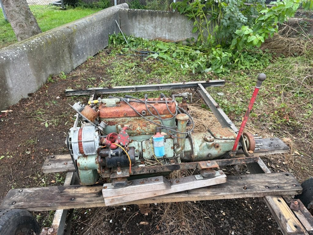 Albin D-41 4 cilinder benzine motor., Ophalen, Gebruikt, Benzinemotor, Minder dan 1400 rpm