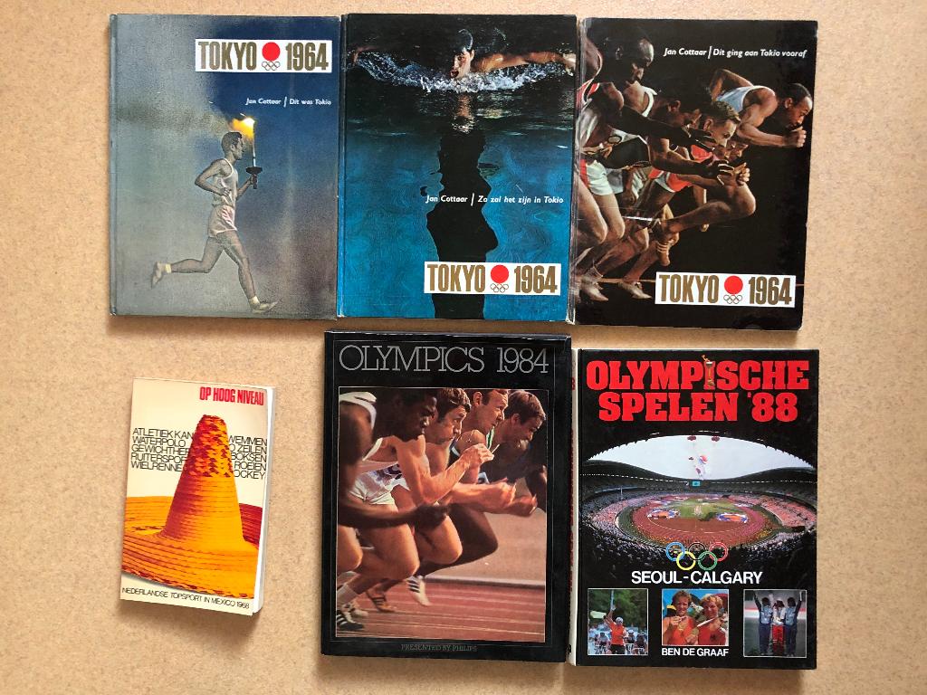 11 Unieke boeken Olympische Spelen 1964 - 2008, Ophalen of Verzenden, Gelezen, Overige sporten