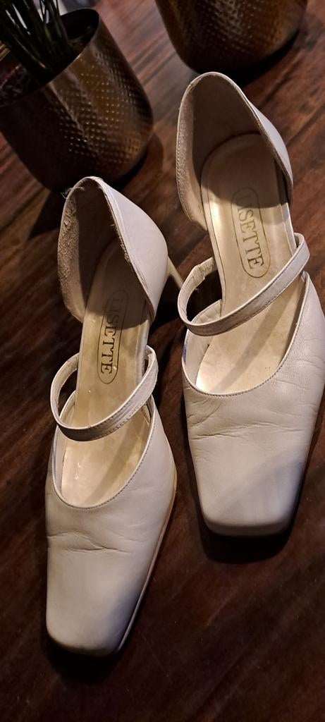Mooie ivoorkleurige Lisette trouwschoenen - Maat 4, Lisette, Ophalen of Verzenden
