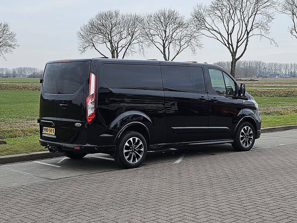 FORD TRANSIT CUSTOM 2.0 l2h1 sport navi, Auto's, Euro 6, 4 cilinders, Zwart, Bedrijf