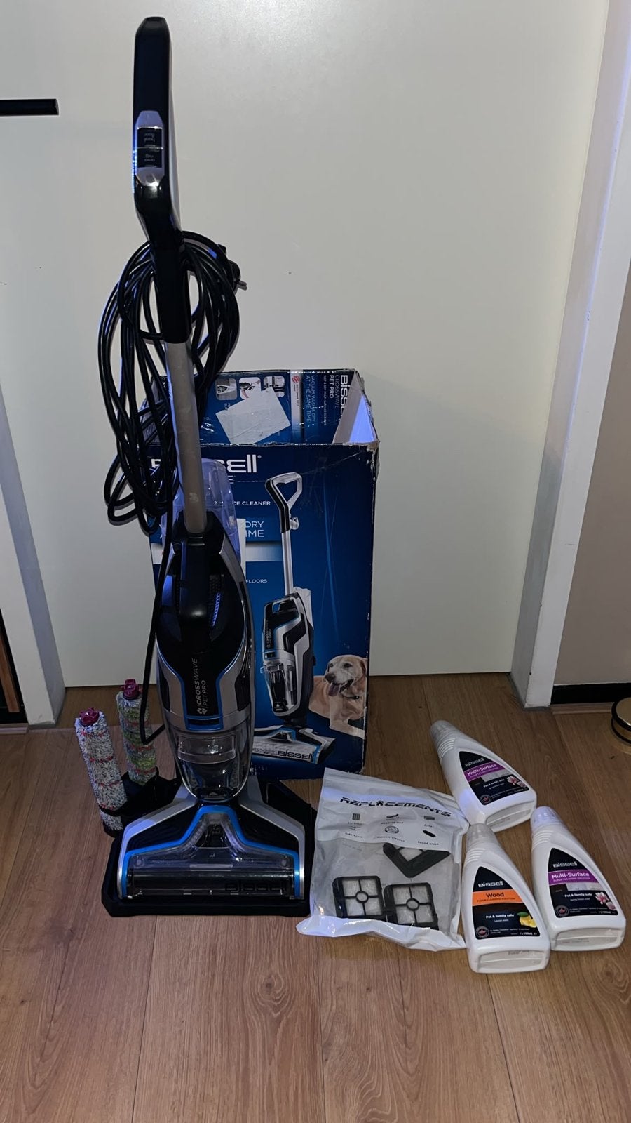 Bissell Crosswave Pet Pro 3-in-1 nat- en droogzuiger, Overige merken, Draadloos, Zo goed als nieuw, Reservoir