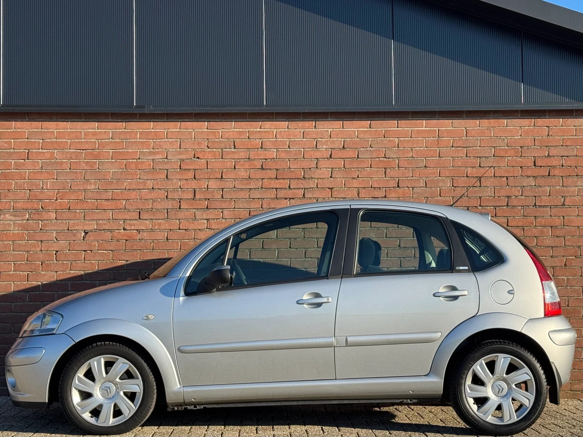 Citroën C3 1.6i-16V EXCLUSIVE | NL-AUTO! | CRUISE! | CLIMA!, Auto's, Gebruikt, Zwart, 4 cilinders, 1108 kg