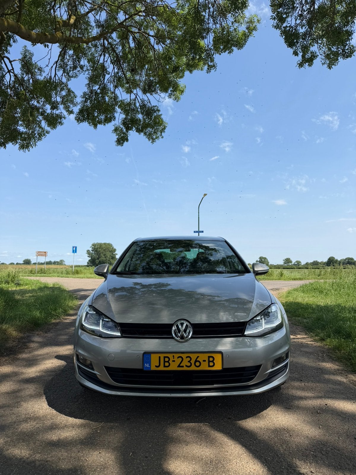 Volkswagen Golf 1.2 TSI 81KW 5D 2016 Grijs, Auto's, Volkswagen, Particulier, Golf, Achteruitrijcamera, Airbags, Airconditioning