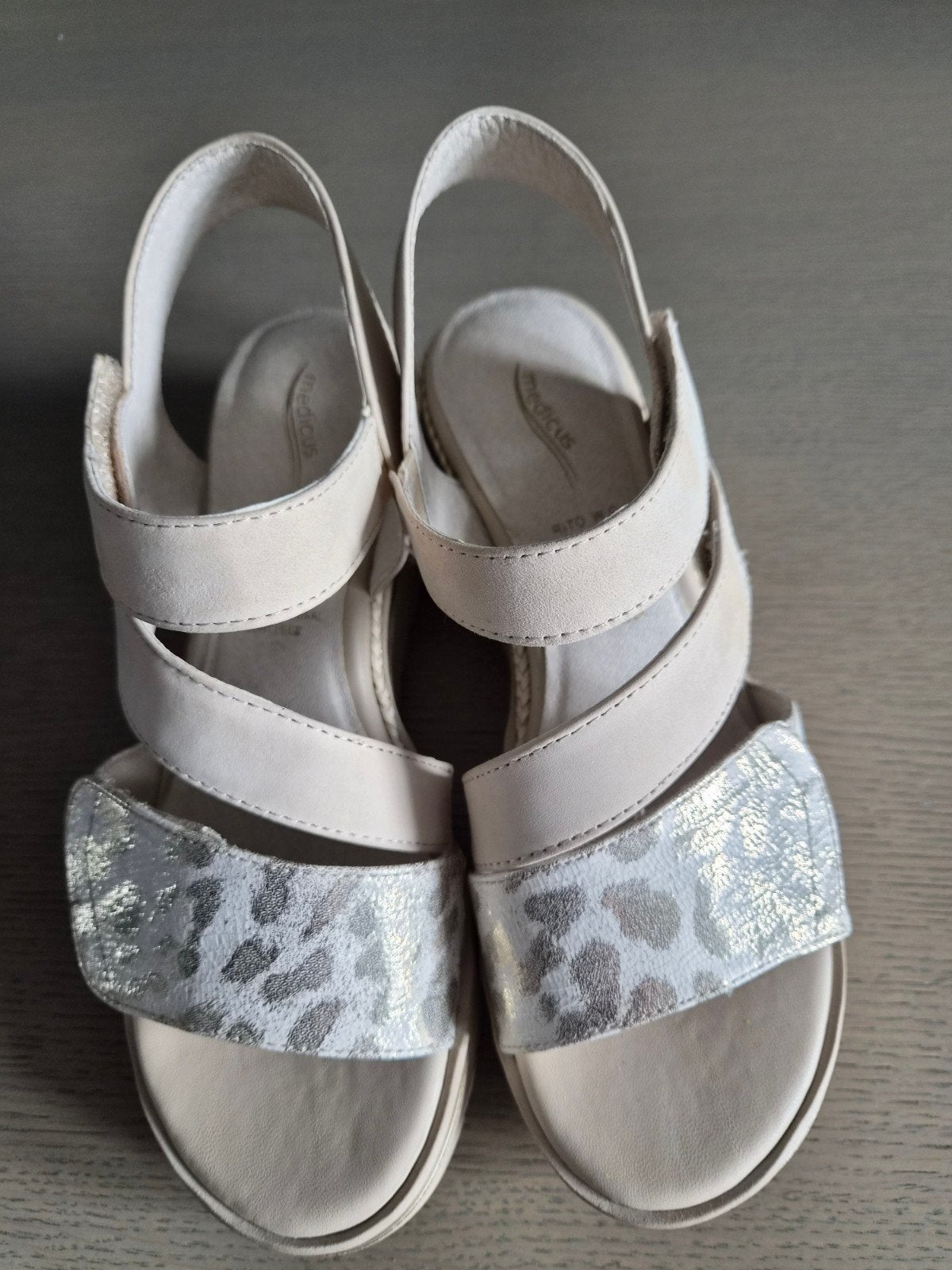 Modieuze sandalen - Maat 36 - Medicus, Medicus, Beige, Nieuw, Sandalen of Muiltjes