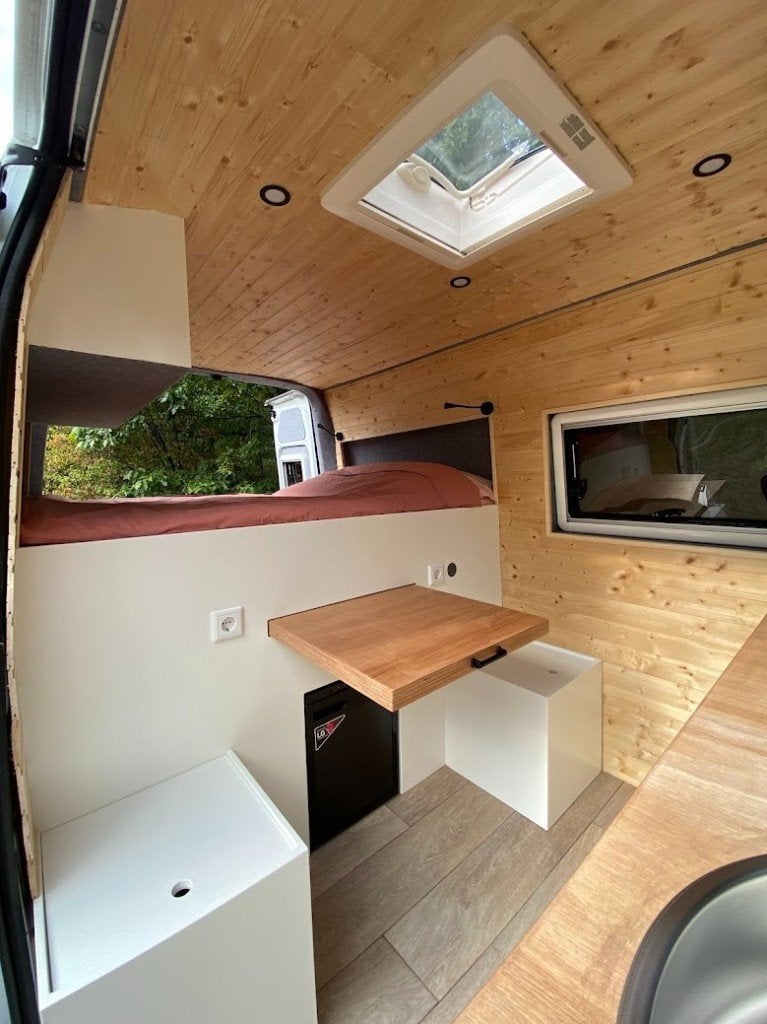 Off grid buscamper | witte Opel Movano 2016, Caravans en Kamperen, Campers, Overige merken, Chemisch toilet, Buscamper of Camperbus
