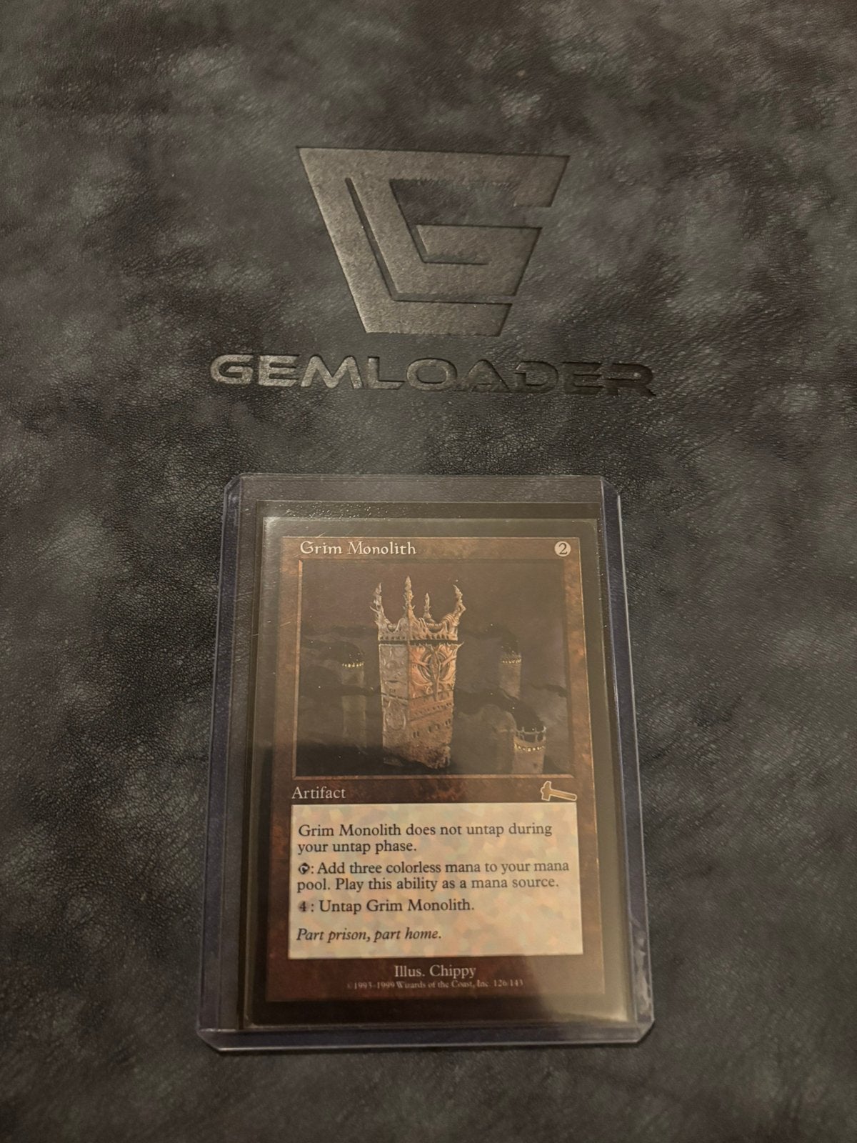 Grim Monolith, Ophalen, Zo goed als nieuw