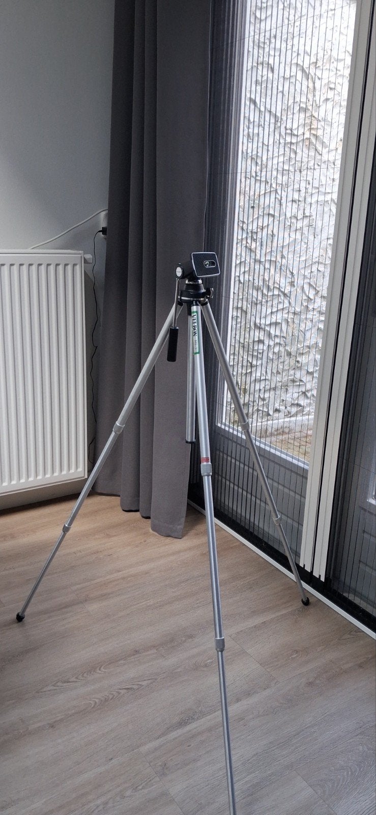 Nieuw Velbon ME-3 Camerastatief - Licht en Compact, 125 cm of minder, Velbon, Nieuw, Inklapbaar