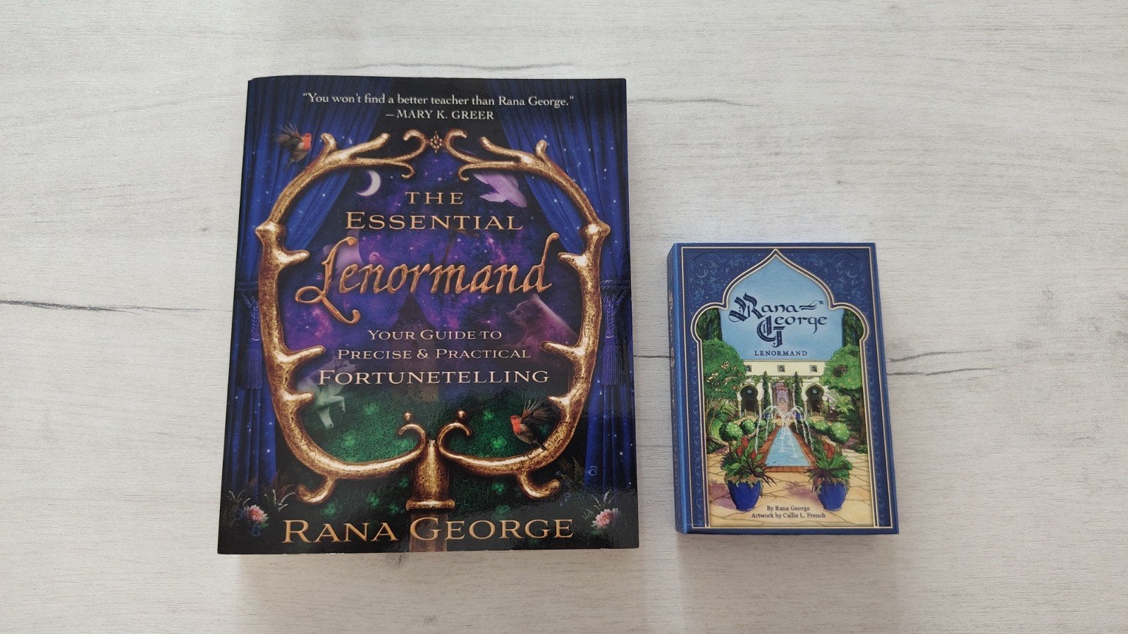 Rana George Lenormand kaarten en boek (2018), Boeken, Tarot of Kaarten leggen, Overige typen, Ophalen of Verzenden, Zo goed als nieuw
