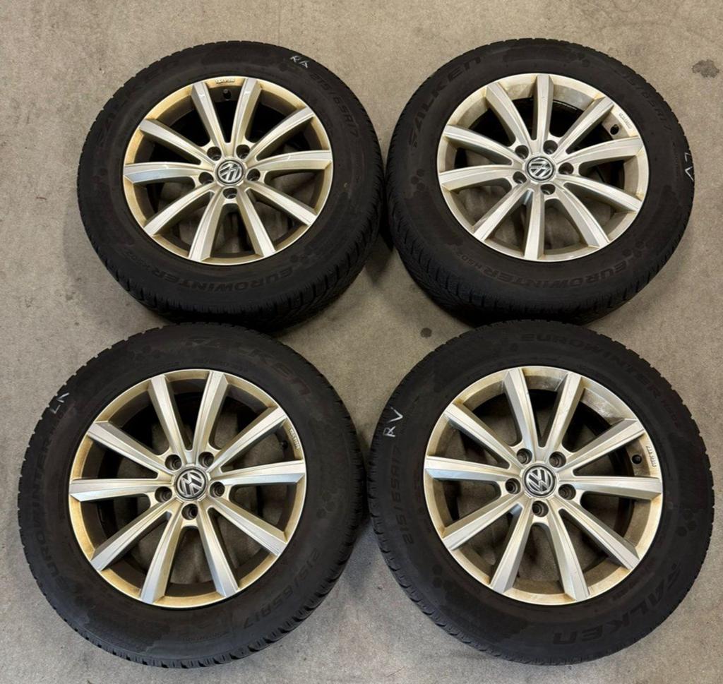 VW Tiguan 17 inch winterset 5NA Allspace Merano 215/65 R 17, Auto-onderdelen, Gebruikt, -, -, Banden en Velgen