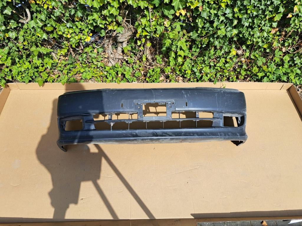 Toyota Hiace 2006-2012 Voorbumper - Schade, Ophalen, Voor, Toyota, Bumper
