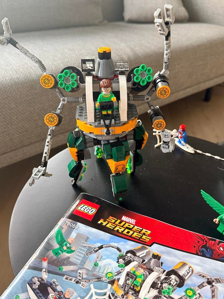 LEGO Super Heroes 76059 Spider-Man: Doc Ock's Tentacle Trap, Ophalen of Verzenden, Gebruikt, Complete set, Lego