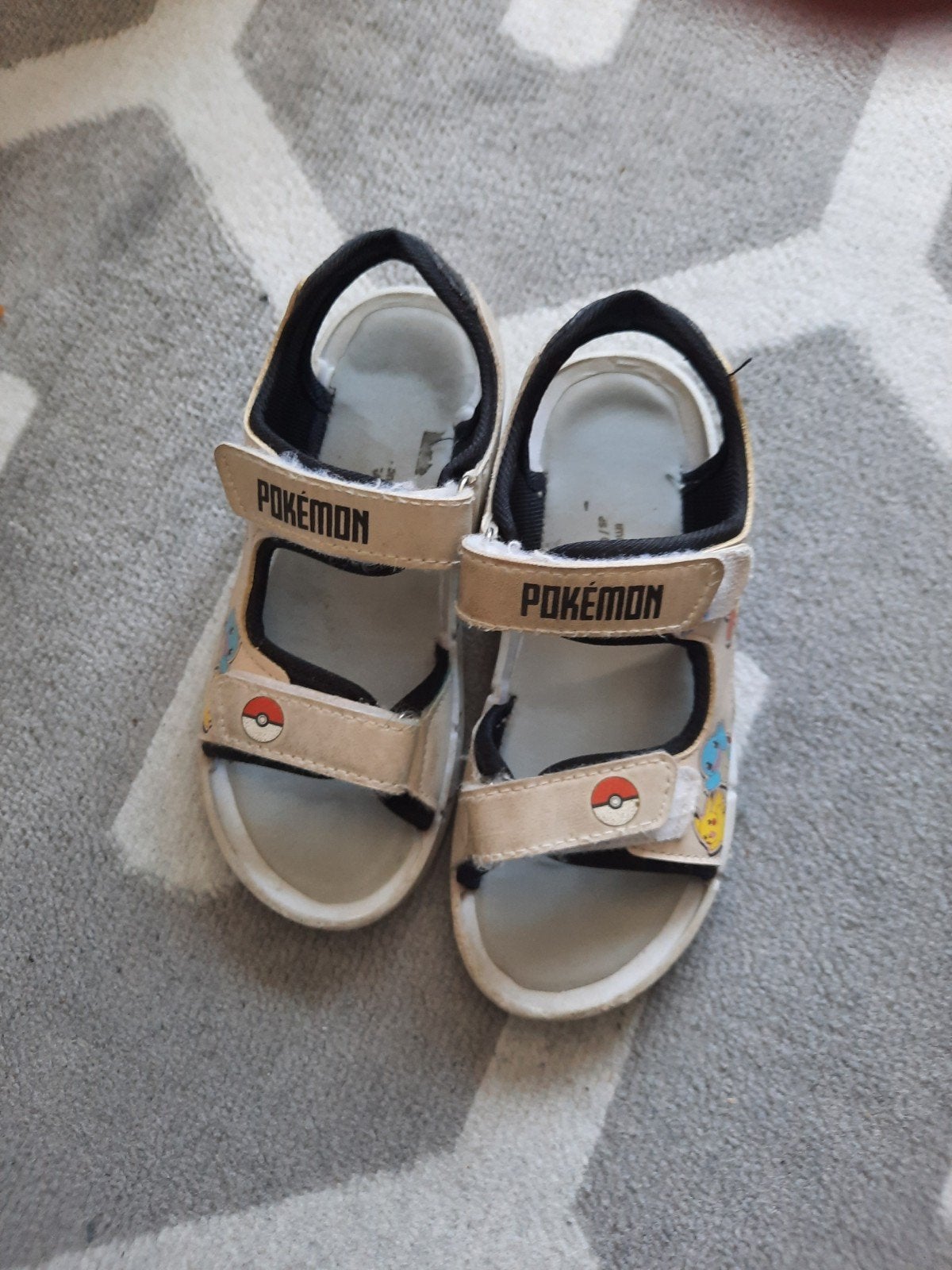 Pokemon sandalen maat 29, Gebruikt, Overige typen, Ophalen of Verzenden, Scapino