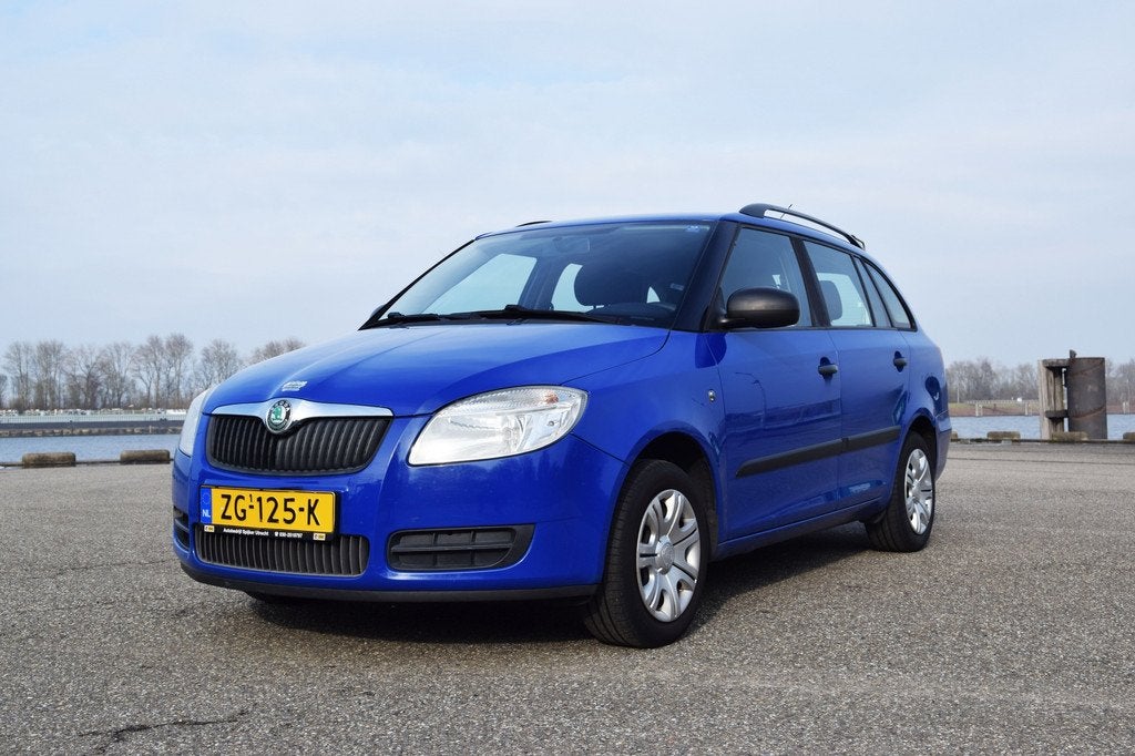 Skoda Fabia Combi 1.2-12V Go (bj 2009), Auto's, Voorwielaandrijving, 450 kg, 1045 kg, Blauw