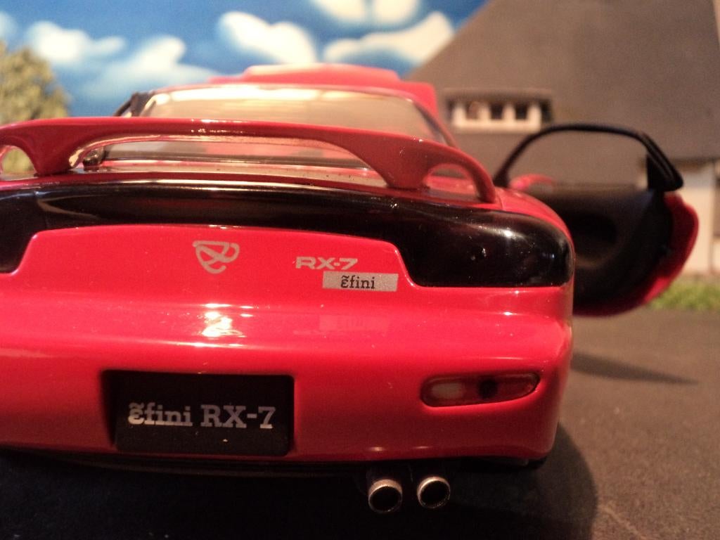 1/18 ɛ̃fini RX-7 ( Mazda RX7 FD3S ) - Kyosho, Hobby en Vrije tijd, Modelauto's | 1:18, Ophalen of Verzenden, Nieuw, Maisto