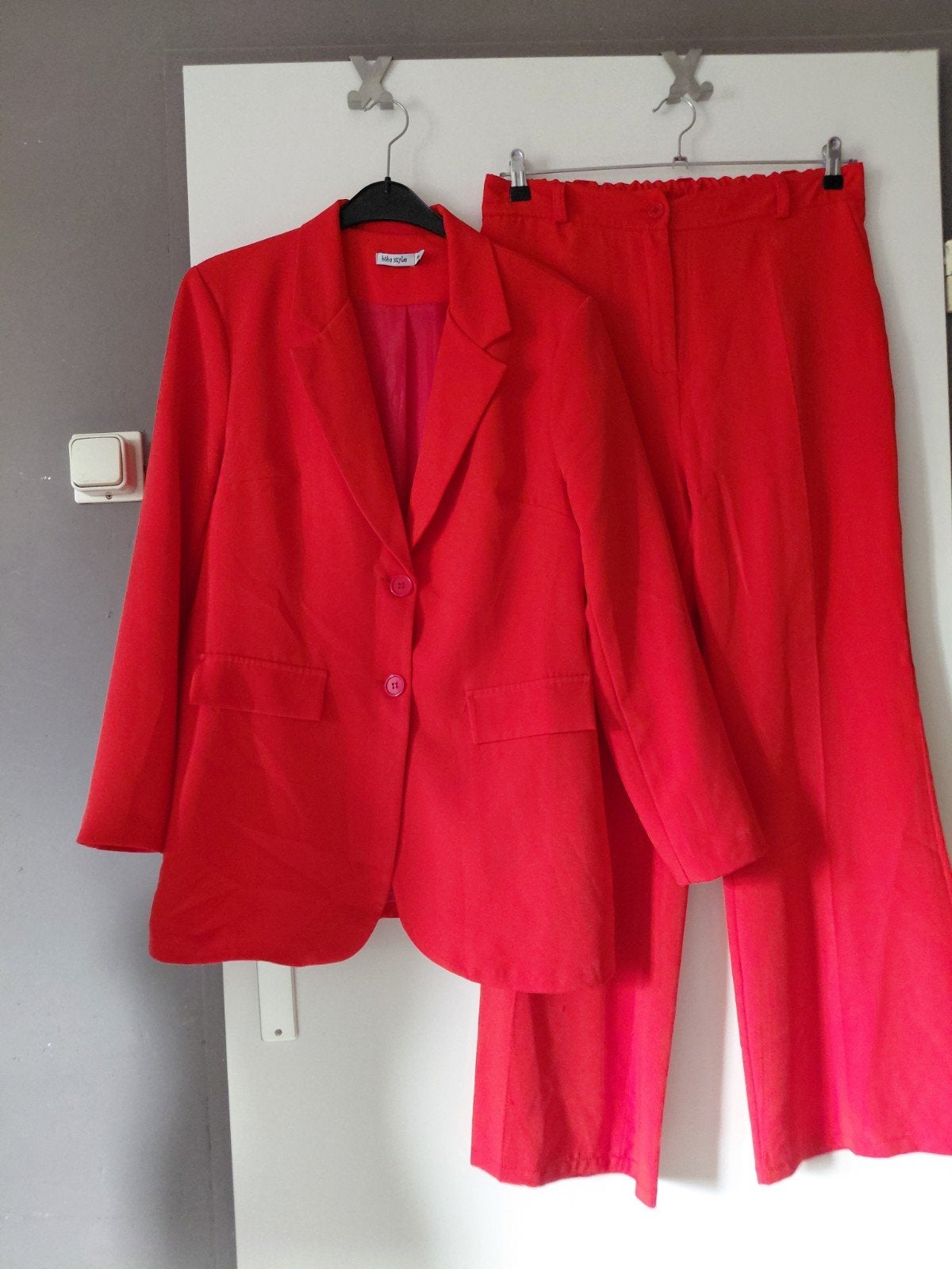 Rood Damespak Biba Style XL - Jasje & Broek, Ophalen of Verzenden